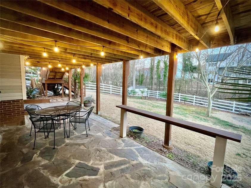 125 Rocky Trail Court, Fort Mill, SC 29715.  MLS# CAR4226509, YatesRealty ID 6694. 