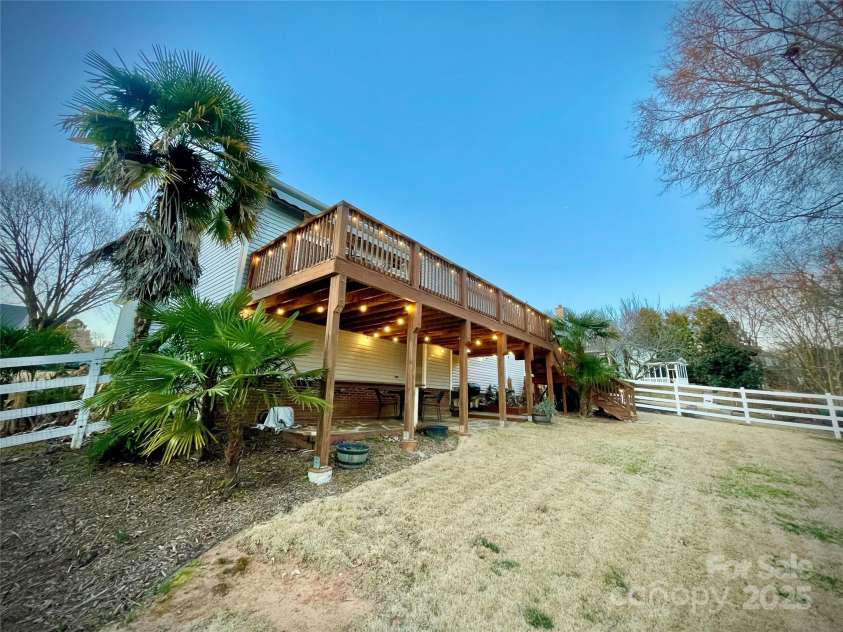 125 Rocky Trail Court, Fort Mill, SC 29715.  MLS# CAR4226509, YatesRealty ID 6694. 