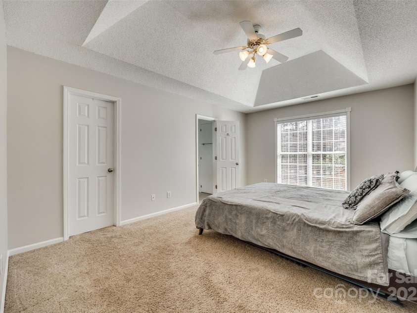 125 Rocky Trail Court, Fort Mill, SC 29715.  MLS# CAR4226509, YatesRealty ID 6694. Main Bedroom