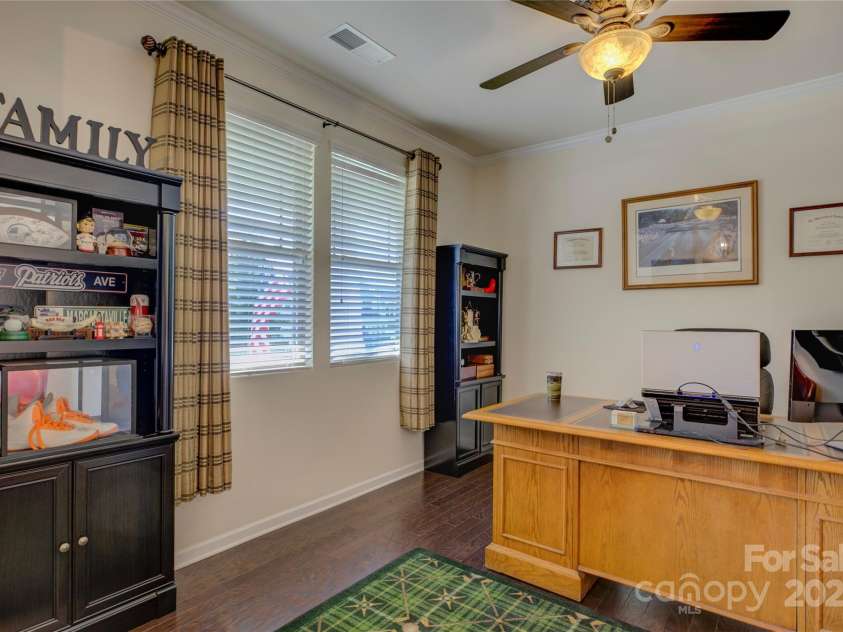 15237 Red Canoe Way, Charlotte, NC 28278.  MLS# CAR4226380, YatesRealty ID 6695. 