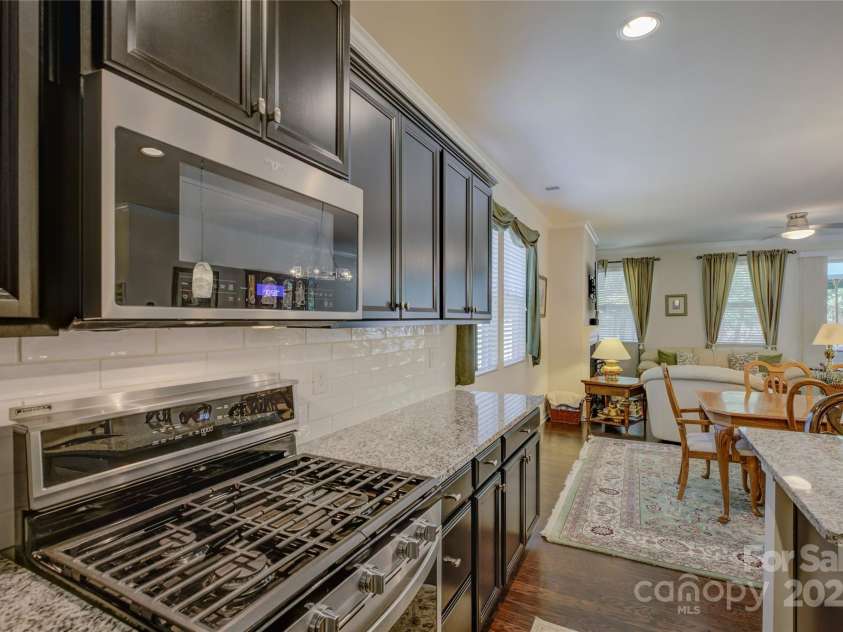 15237 Red Canoe Way, Charlotte, NC 28278.  MLS# CAR4226380, YatesRealty ID 6695. 