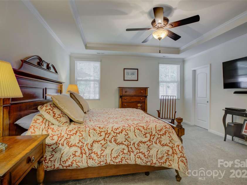15237 Red Canoe Way, Charlotte, NC 28278.  MLS# CAR4226380, YatesRealty ID 6695. 