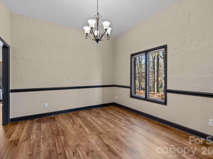 13634 Pine Harbor Road, Charlotte, NC 28278.  MLS# CAR4354520, YatesRealty ID 6697. 