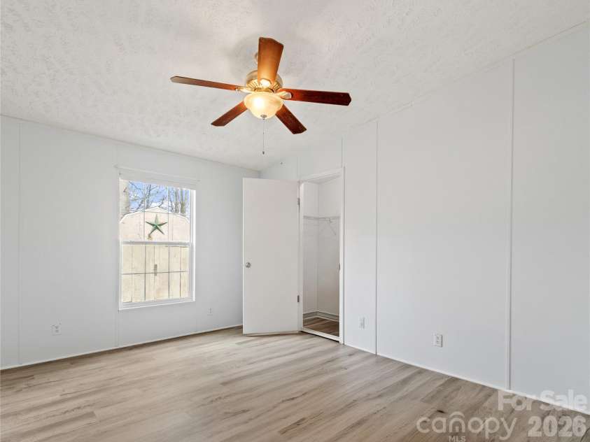 238 Cherry Hollow, Burnsville, NC 28714.  MLS# CAR4327901, YatesRealty ID 6698. Bedroom 2