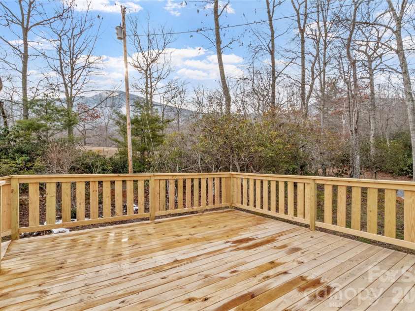 238 Cherry Hollow, Burnsville, NC 28714.  MLS# CAR4327901, YatesRealty ID 6698. Mountain View from front porch