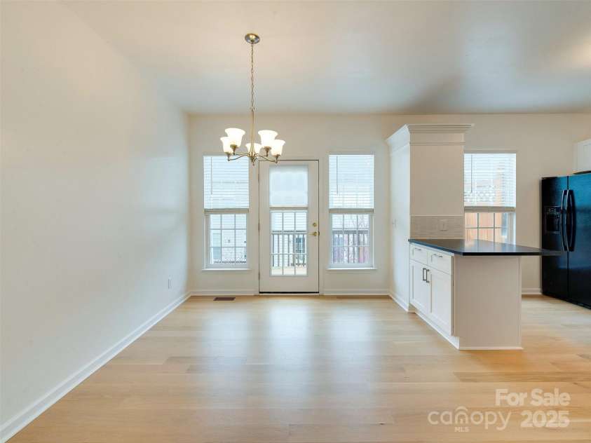 5430 Dockery Drive, Charlotte, NC 28209.  MLS# CAR4242207, YatesRealty ID 6698. 