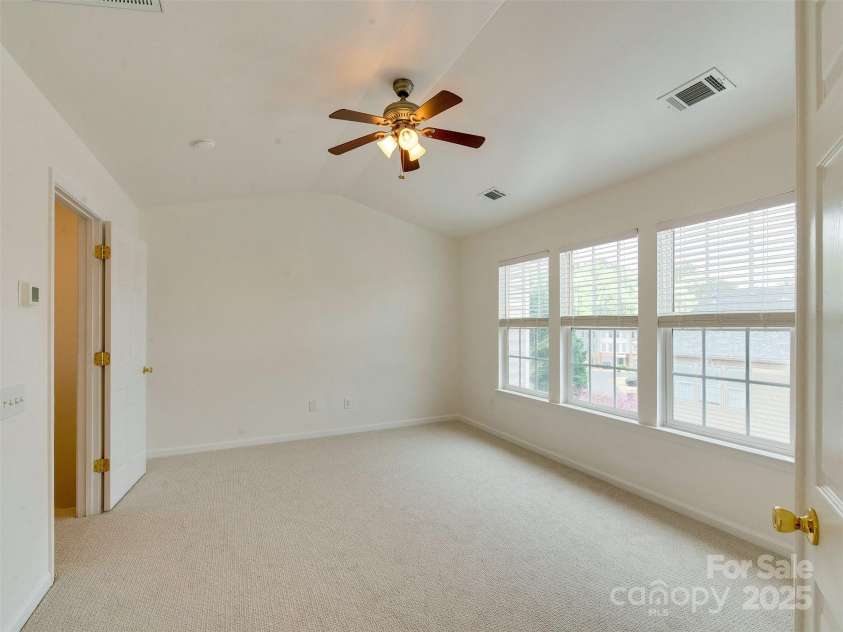 5430 Dockery Drive, Charlotte, NC 28209.  MLS# CAR4242207, YatesRealty ID 6698. 