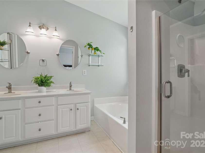 2856 Huckleberry Hill Drive, Fort Mill, SC 29715.  MLS# CAR4246406, YatesRealty ID 6699. 