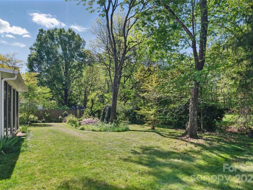 2856 Huckleberry Hill Drive, Fort Mill, SC 29715.  MLS# CAR4246406, YatesRealty ID 6699. 