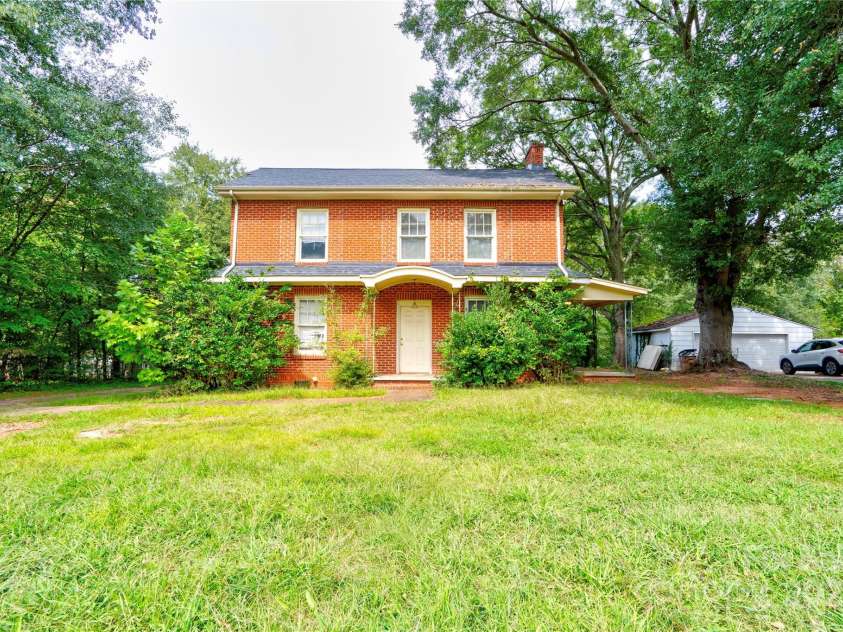 1521 Kings Road, Shelby, NC 28150.  MLS# CAR4302881, YatesRealty ID 67. 