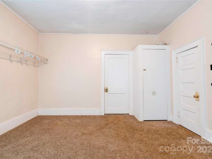 1521 Kings Road, Shelby, NC 28150.  MLS# CAR4302881, YatesRealty ID 67. 