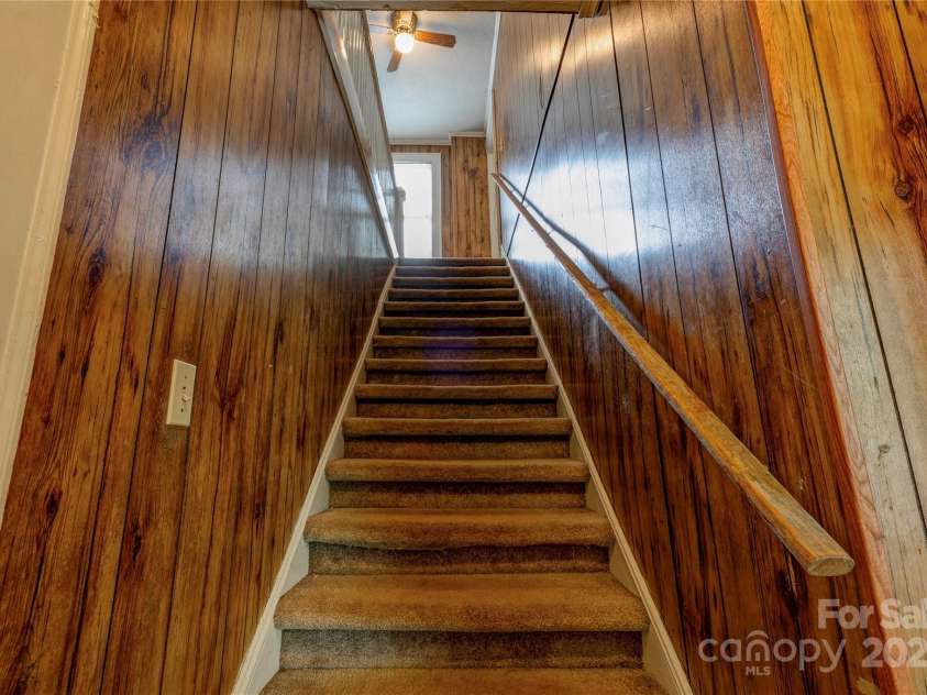 1521 Kings Road, Shelby, NC 28150.  MLS# CAR4302881, YatesRealty ID 67. 