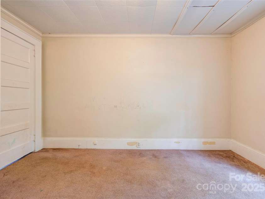 1521 Kings Road, Shelby, NC 28150.  MLS# CAR4302881, YatesRealty ID 67. 