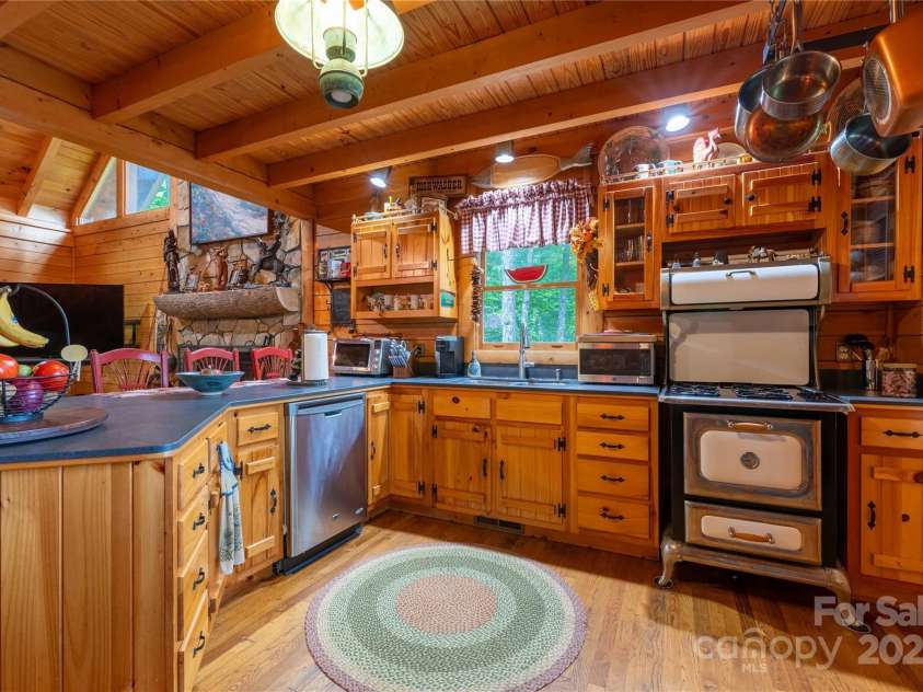 238 Falling Water Drive, Burnsville, NC 28714.  MLS# CAR4284318, YatesRealty ID 67. 