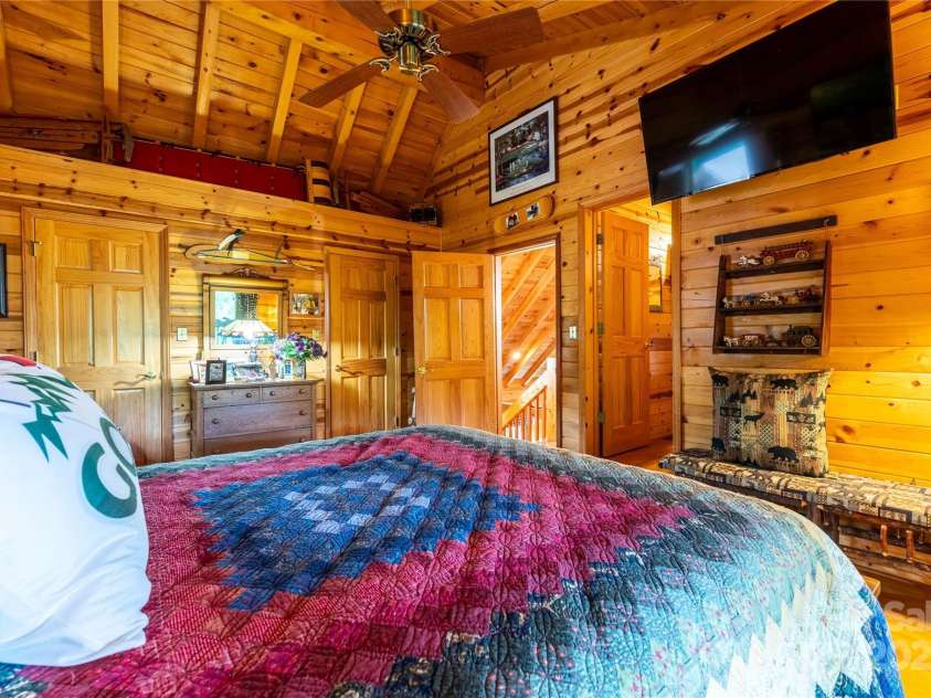 238 Falling Water Drive, Burnsville, NC 28714.  MLS# CAR4284318, YatesRealty ID 67. 