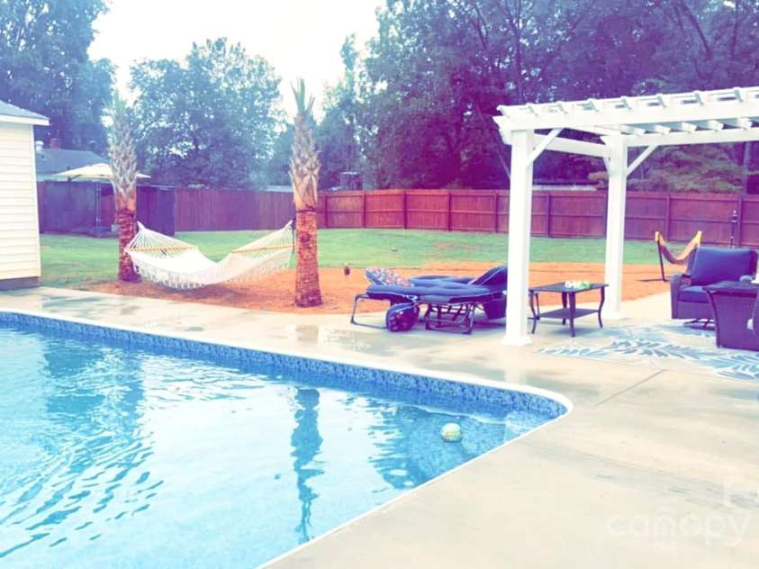 1250 Wendover Avenue, Albemarle, NC 28001.  MLS# CAR4214555, YatesRealty ID 670. 