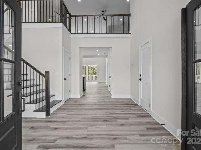 143 Mills Garden Road, Statesville, NC 28625.  MLS# CAR4242112, YatesRealty ID 6703. 
