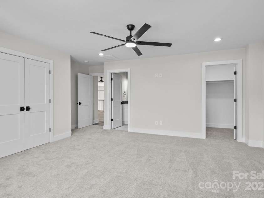 143 Mills Garden Road, Statesville, NC 28625.  MLS# CAR4242112, YatesRealty ID 6703. 