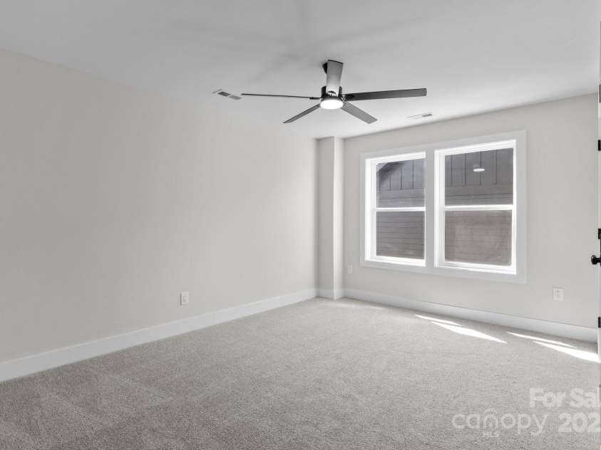 143 Mills Garden Road, Statesville, NC 28625.  MLS# CAR4242112, YatesRealty ID 6703. 