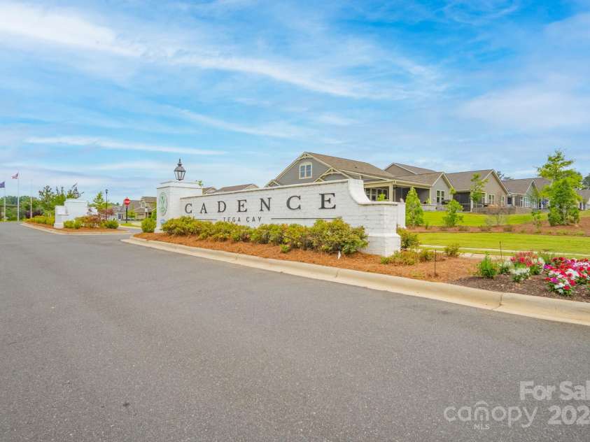1501 Liberty Row Drive, Fort Mill, SC 29708.  MLS# CAR4196570, YatesRealty ID 6704. Front Entrance off Gardendale
