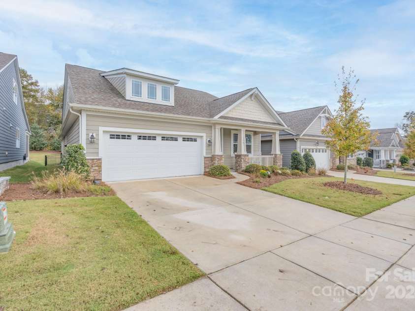 1501 Liberty Row Drive, Fort Mill, SC 29708.  MLS# CAR4196570, YatesRealty ID 6704. Front Exterior