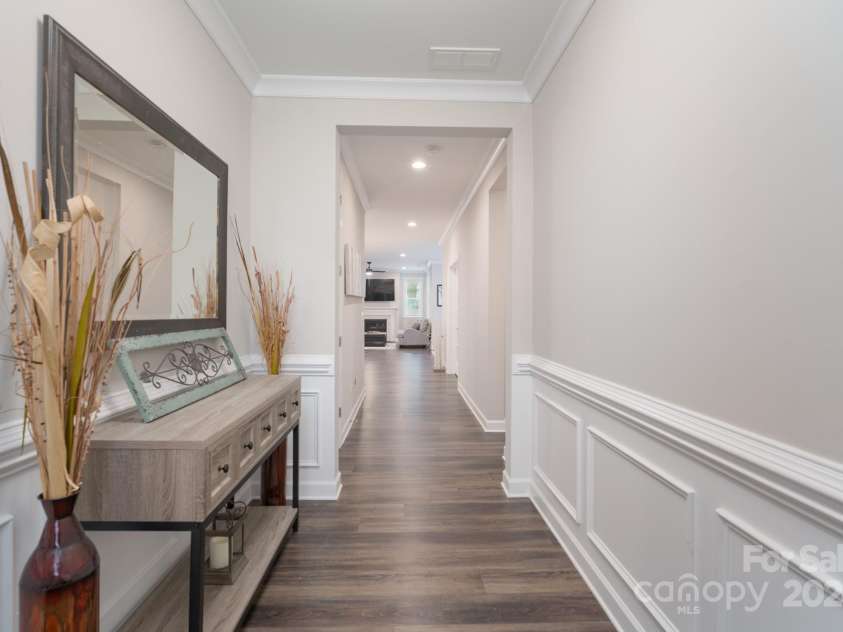 1501 Liberty Row Drive, Fort Mill, SC 29708.  MLS# CAR4196570, YatesRealty ID 6704. Front Foyer Hallway