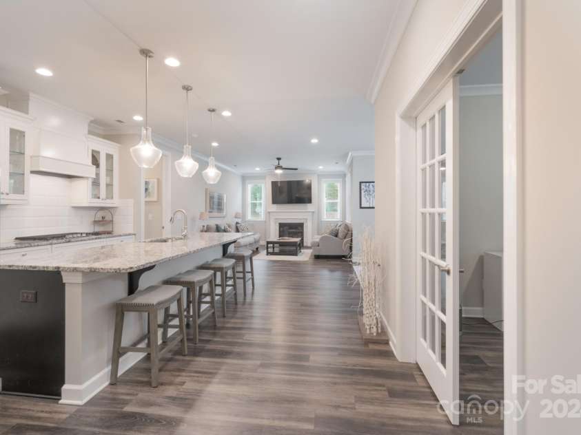 1501 Liberty Row Drive, Fort Mill, SC 29708.  MLS# CAR4196570, YatesRealty ID 6704. Kitchen