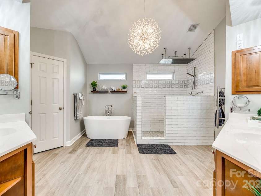 6421 Chadwell Court, Fort Mill, SC 29707.  MLS# CAR4185917, YatesRealty ID 6707. 