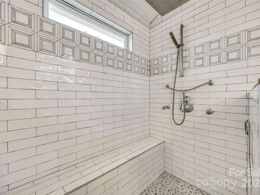 6421 Chadwell Court, Fort Mill, SC 29707.  MLS# CAR4185917, YatesRealty ID 6707. 