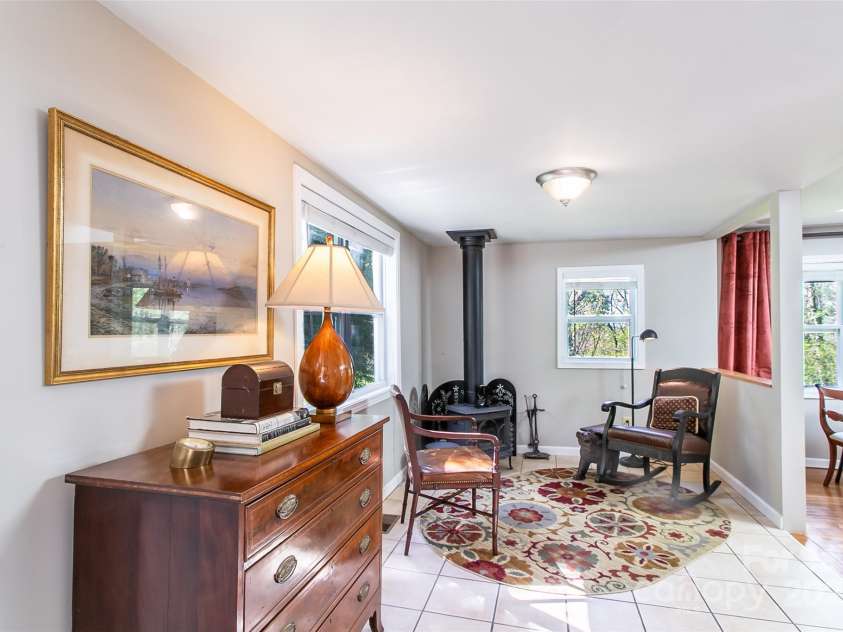 190 Cisco Road, Asheville, NC 28805.  MLS# CAR4247067, YatesRealty ID 6708. 