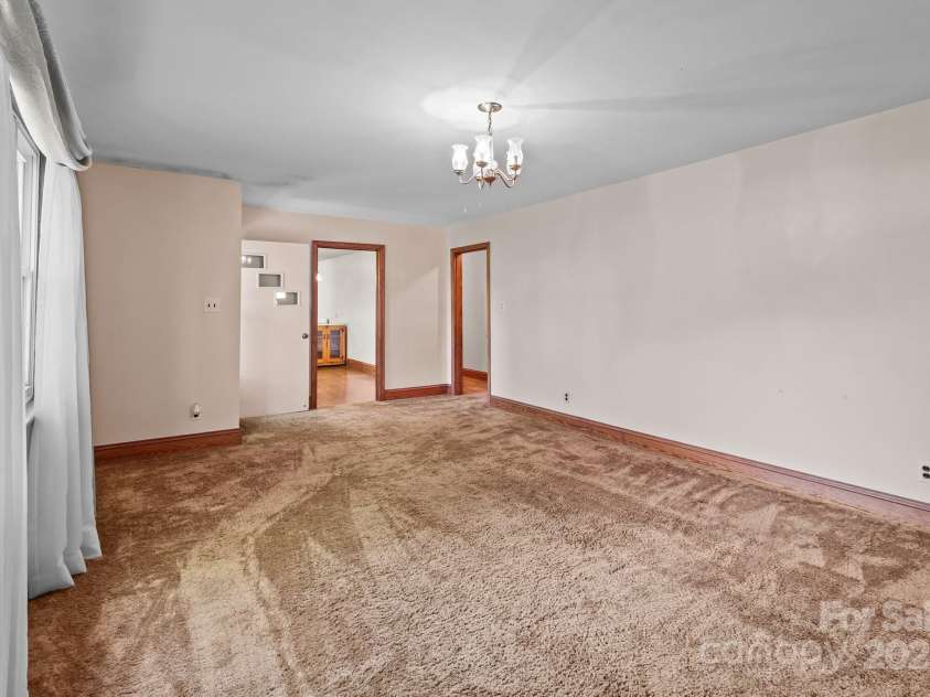 1315 Arbor Drive, Salisbury, NC 28144.  MLS# CAR4243720, YatesRealty ID 6709. 