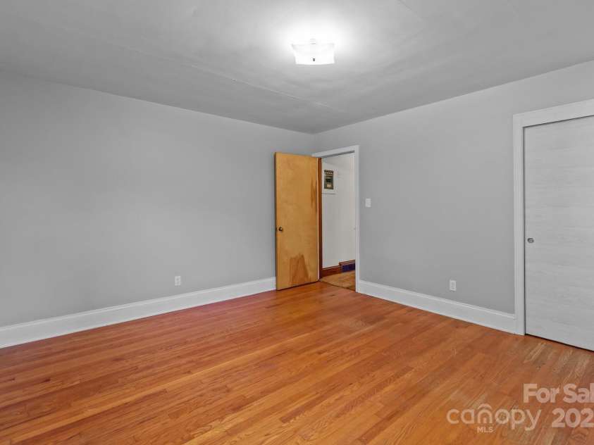 1315 Arbor Drive, Salisbury, NC 28144.  MLS# CAR4243720, YatesRealty ID 6709. 