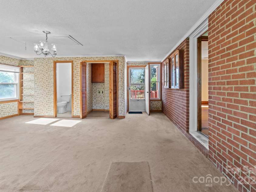 1315 Arbor Drive, Salisbury, NC 28144.  MLS# CAR4243720, YatesRealty ID 6709. 