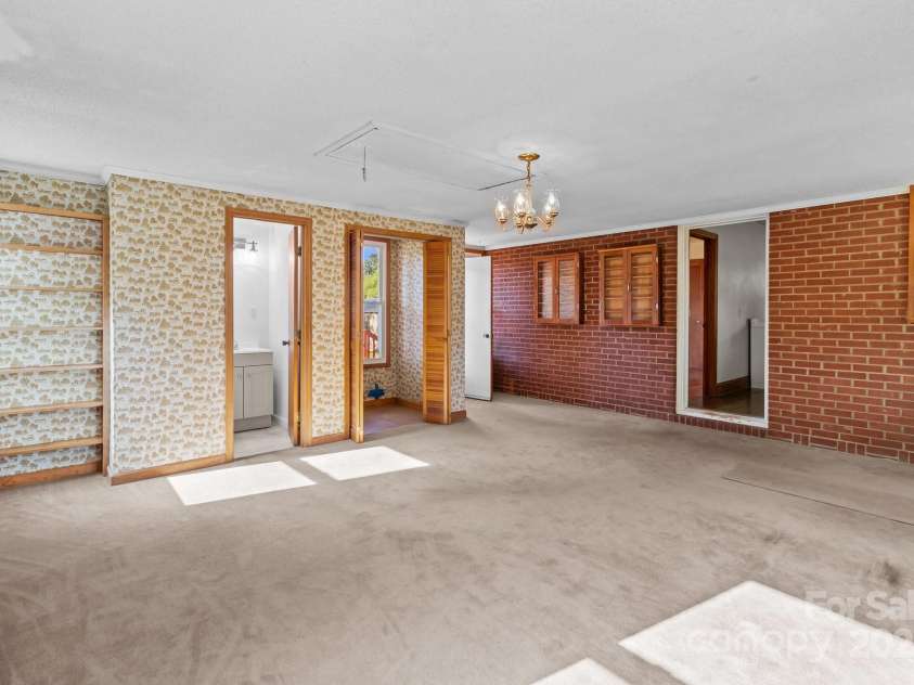 1315 Arbor Drive, Salisbury, NC 28144.  MLS# CAR4243720, YatesRealty ID 6709. 