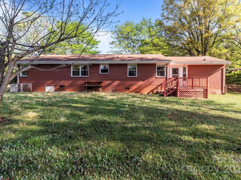 1315 Arbor Drive, Salisbury, NC 28144.  MLS# CAR4243720, YatesRealty ID 6709. 