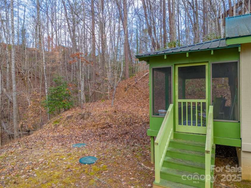 180 Valley Lane, Bryson City, NC 28713.  MLS# CAR4203621, YatesRealty ID 671. 