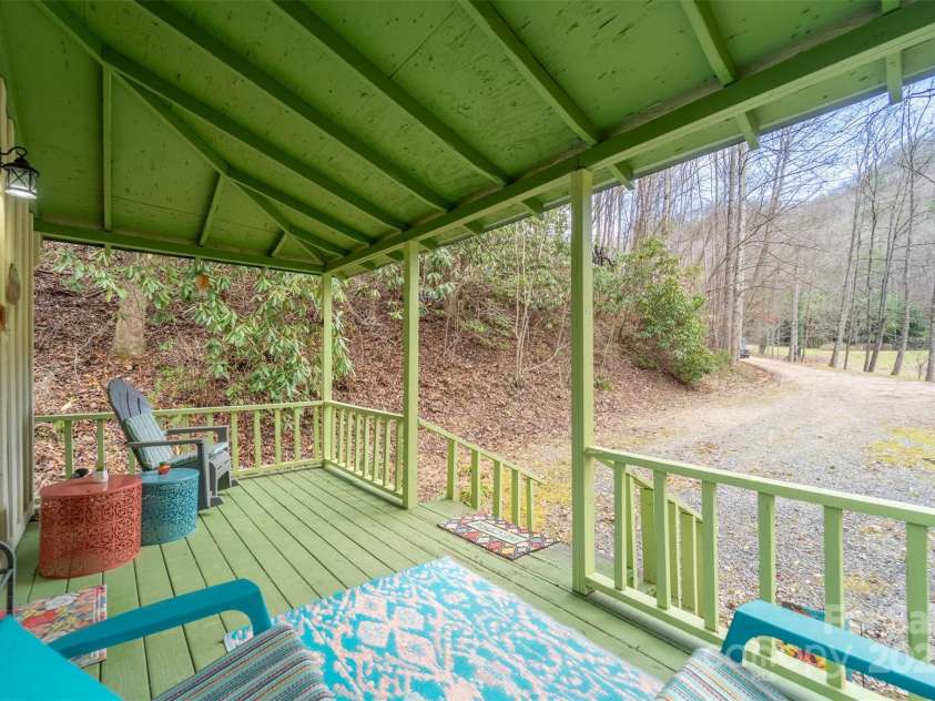 180 Valley Lane, Bryson City, NC 28713.  MLS# CAR4203621, YatesRealty ID 671. 