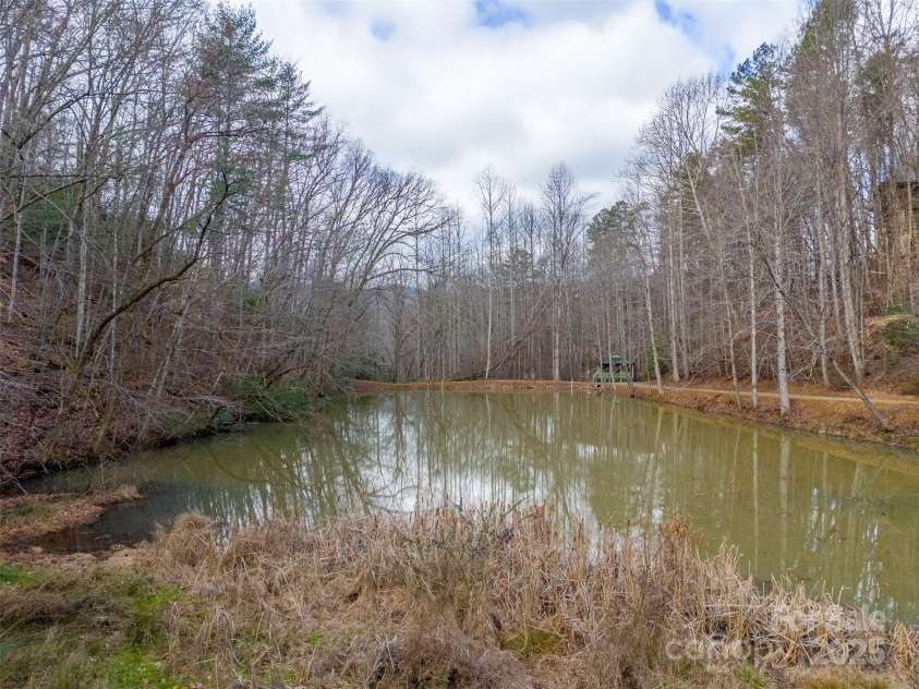180 Valley Lane, Bryson City, NC 28713.  MLS# CAR4203621, YatesRealty ID 671. 
