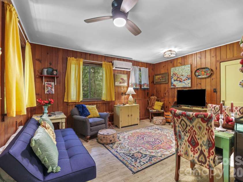 180 Valley Lane, Bryson City, NC 28713.  MLS# CAR4203621, YatesRealty ID 671. 