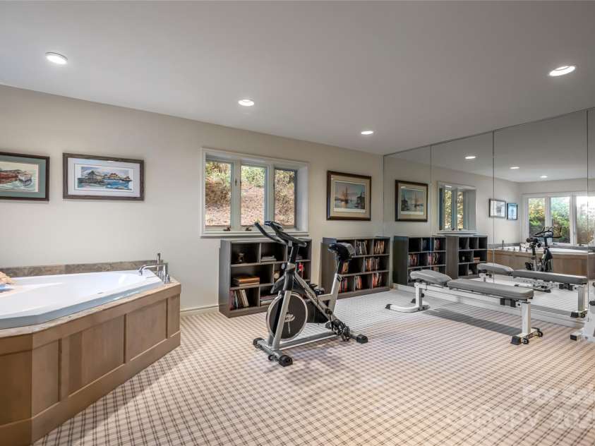 820 Laurel Ridge Drive, Waynesville, NC 28786.  MLS# CAR4319300, YatesRealty ID 671. 