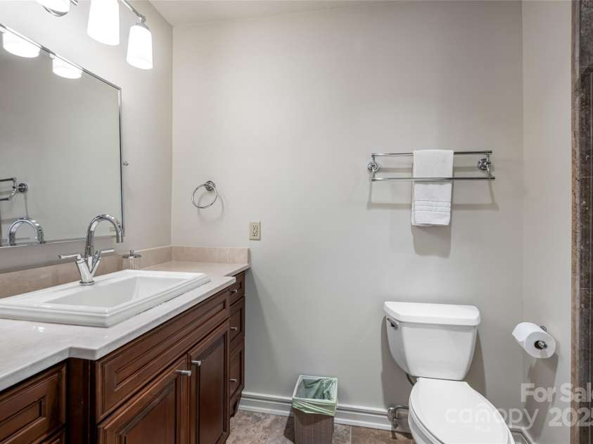 820 Laurel Ridge Drive, Waynesville, NC 28786.  MLS# CAR4319300, YatesRealty ID 671. 