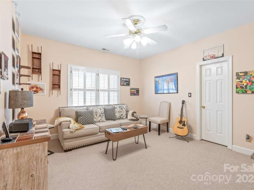 5101 Belicourt Drive, Charlotte, NC 28277.  MLS# CAR4225278, YatesRealty ID 6711. 