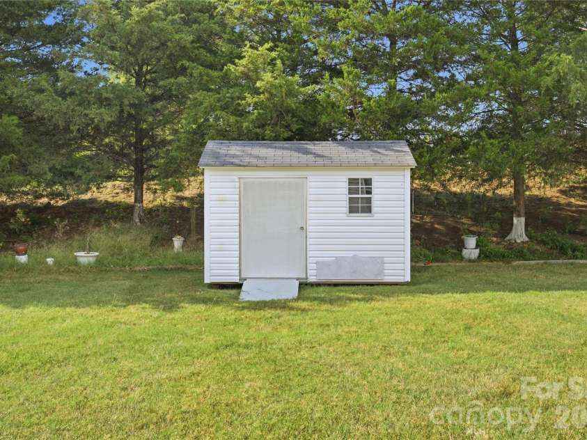 3003 Rosewater Lane, Indian Trail, NC 28079.  MLS# CAR4427249, YatesRealty ID 6712. 