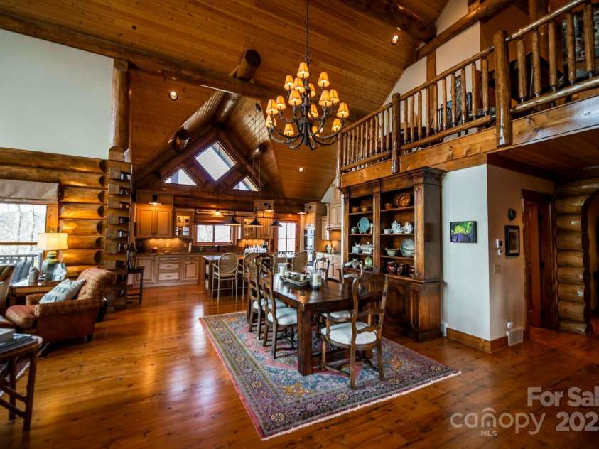 101 Laurel Knob Road, Rosman, NC 28772.  MLS# CAR4242854, YatesRealty ID 6715. 