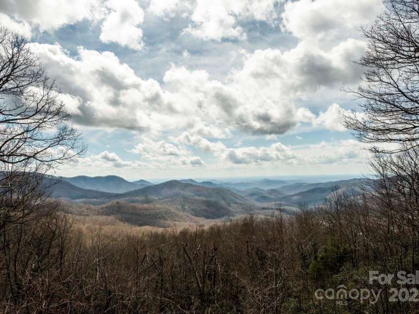 101 Laurel Knob Road, Rosman, NC 28772.  MLS# CAR4242854, YatesRealty ID 6715. 