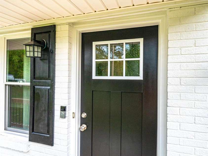 1571 Aspen Street, Lincolnton, NC 28092.  MLS# CAR4189604, YatesRealty ID 6716. 