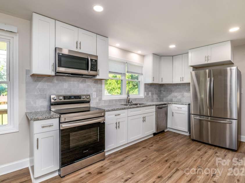 1571 Aspen Street, Lincolnton, NC 28092.  MLS# CAR4189604, YatesRealty ID 6716. 