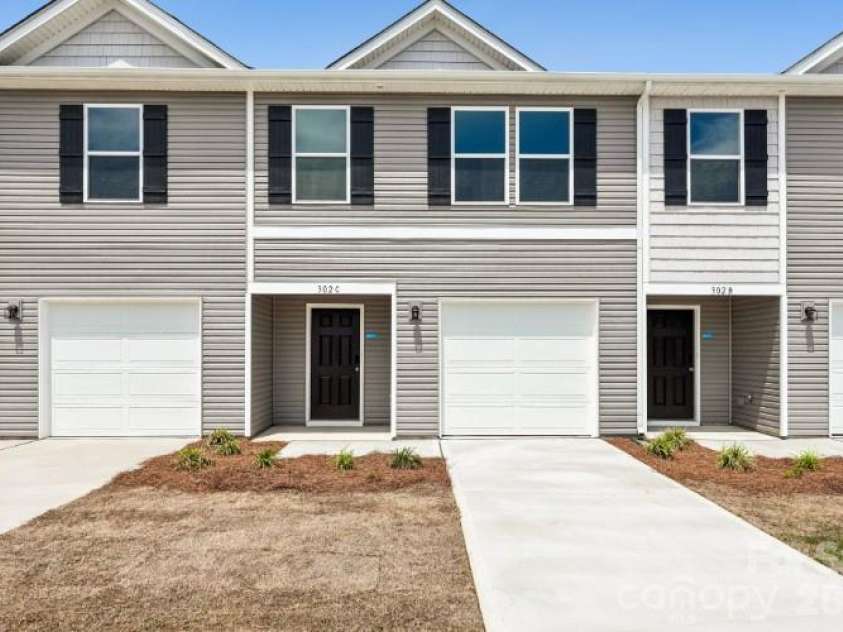 302 C S Main Street, Grover, NC 28073.  MLS# CAR4362289, YatesRealty ID 6718. 