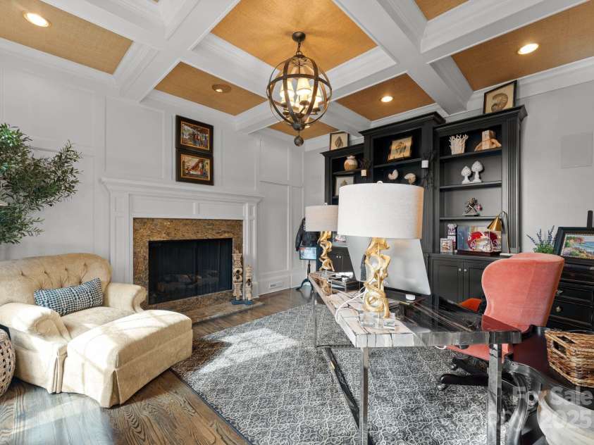 131 The Point Drive, Mooresville, NC 28117.  MLS# CAR4225104, YatesRealty ID 6719. 