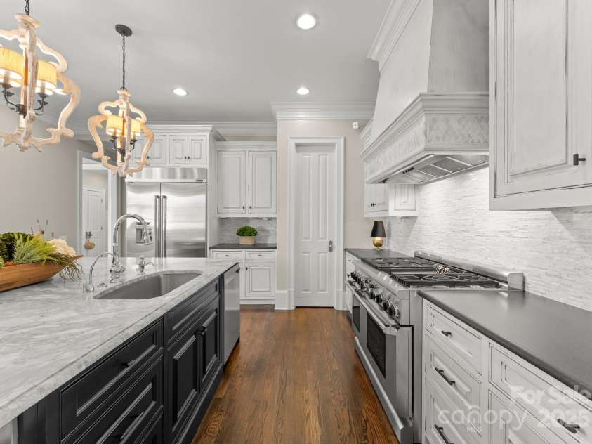 131 The Point Drive, Mooresville, NC 28117.  MLS# CAR4225104, YatesRealty ID 6719. 